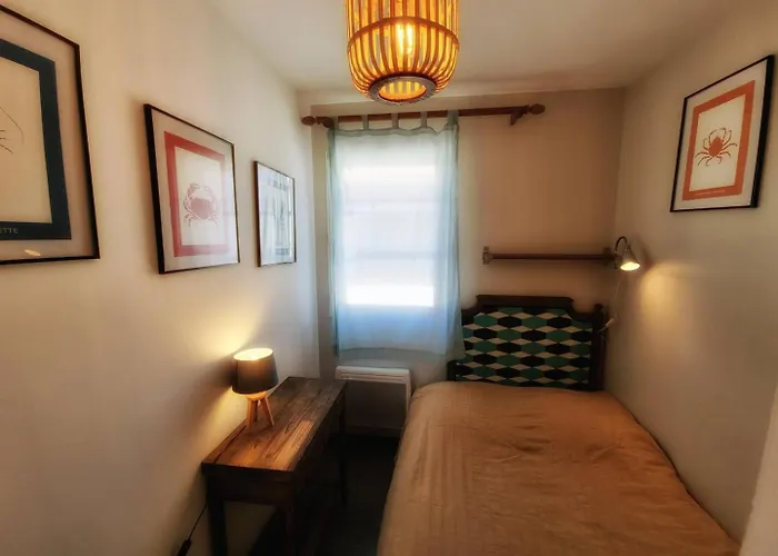 4 Pieces 6 Couchages Saint Pierre D'oleron Spo000-048 * La Cotinière